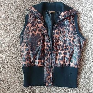 Leopard vest